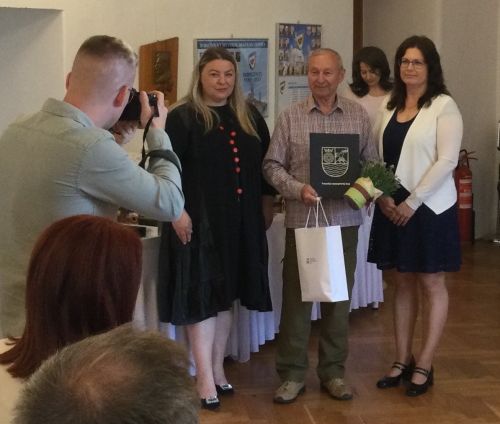 prevzal predseda klubu od vicezupanky ttsk veroniky buc.